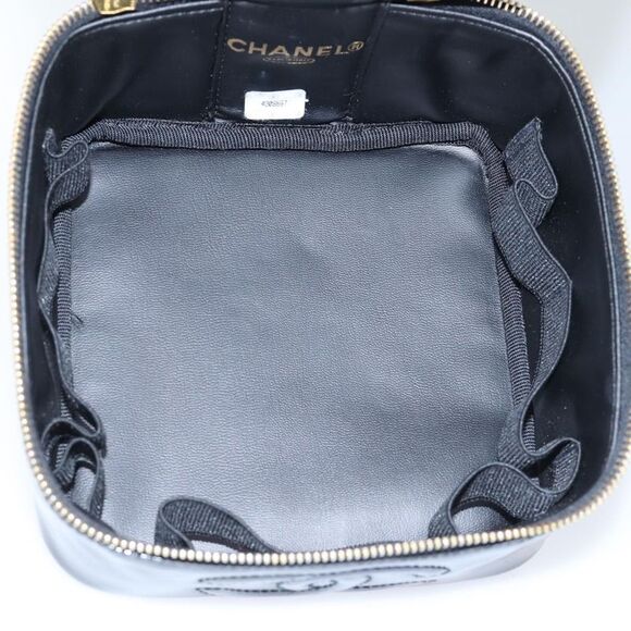 Chanel Vanity Black Patent Leather Clutch Bag (Pre-Owned) - Picture 11 of 16